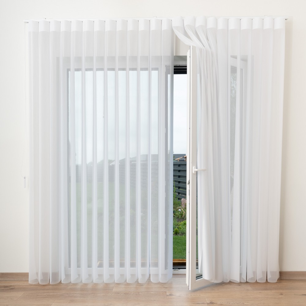 Juostinės užuolaidos diena naktis, BR01