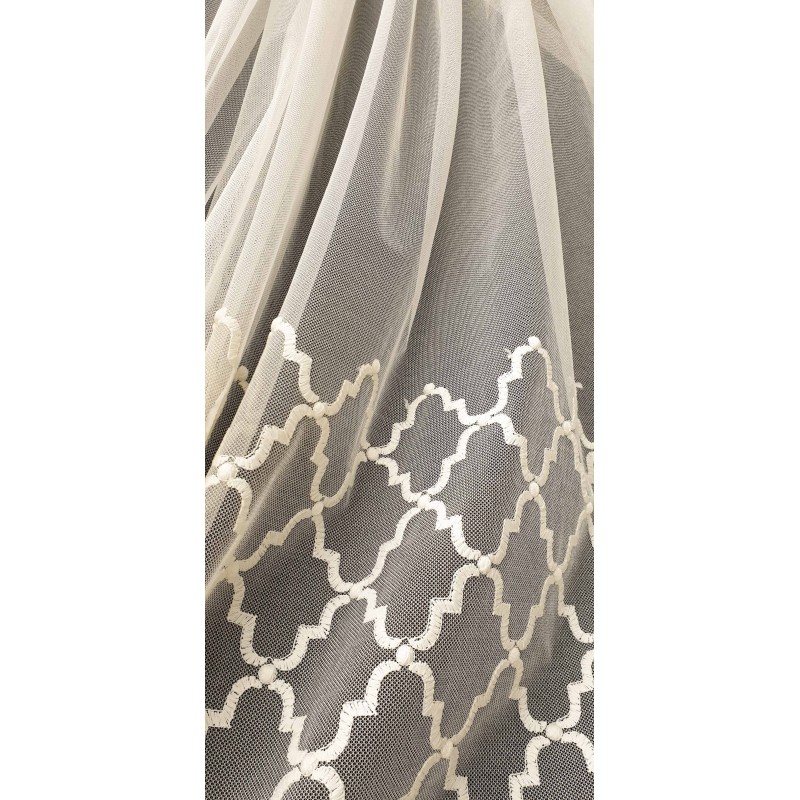 Dieninės užuolaidos, Gelsvos su siuvinėta apačia 