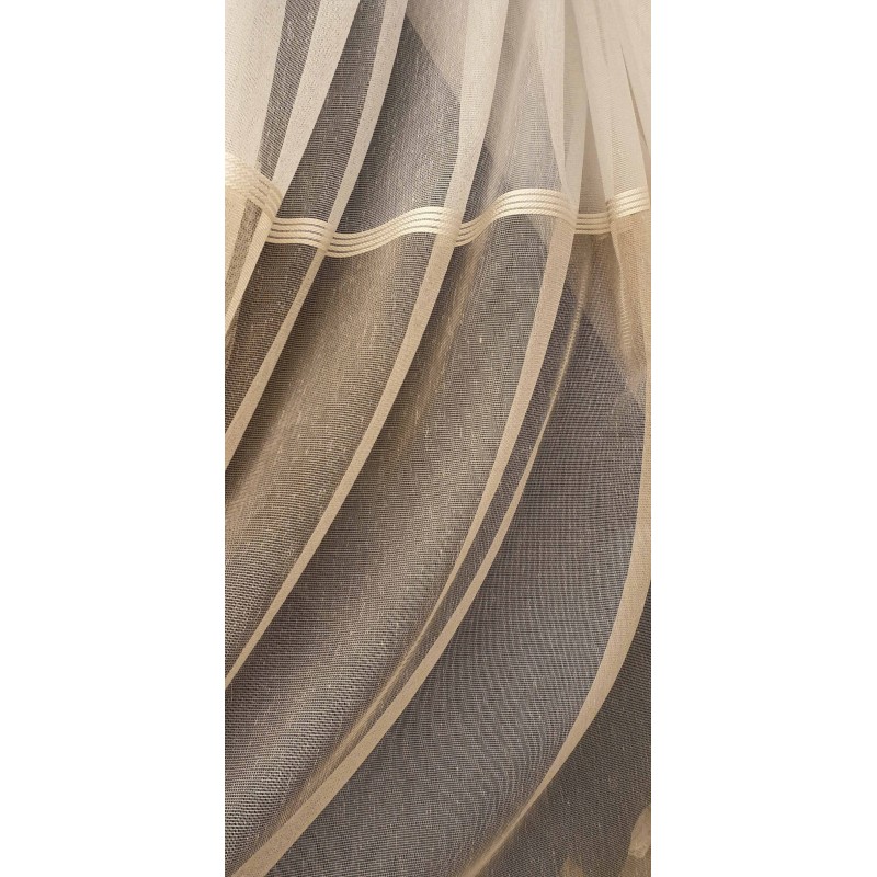 Dieninės užuolaidos, Kreminės spalvos užuolaidos su gelsvomis juostomis