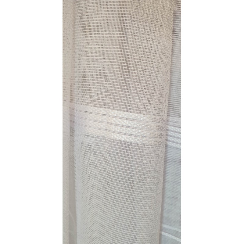 Dieninės užuolaidos, Baltos užuolaidos su baltomis  juostomis