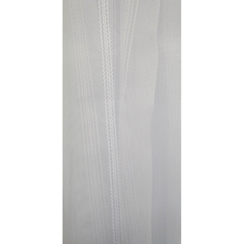 Dieninės užuolaidos, Baltos spalvos užuolaidos su raštu