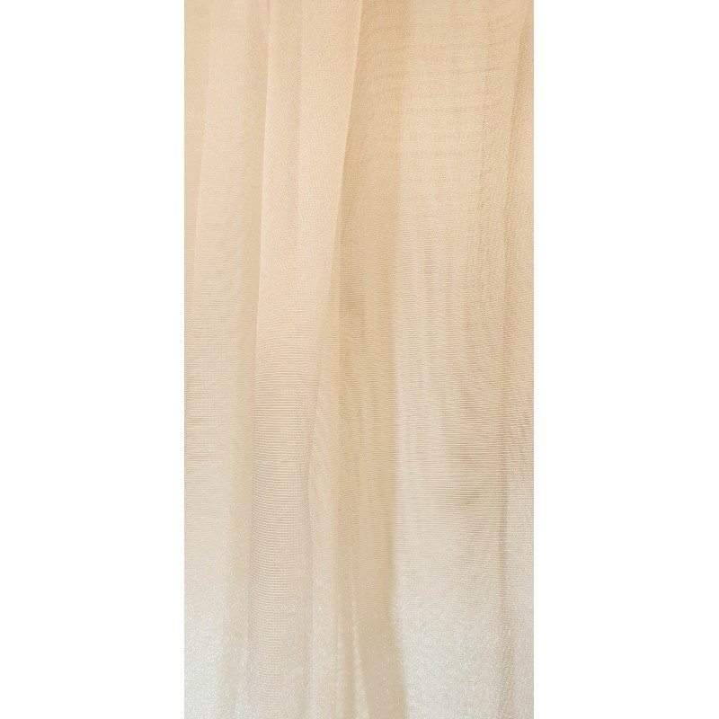 Dieninės užuolaidos, Blizgios smėlio spalvos užuolaidos