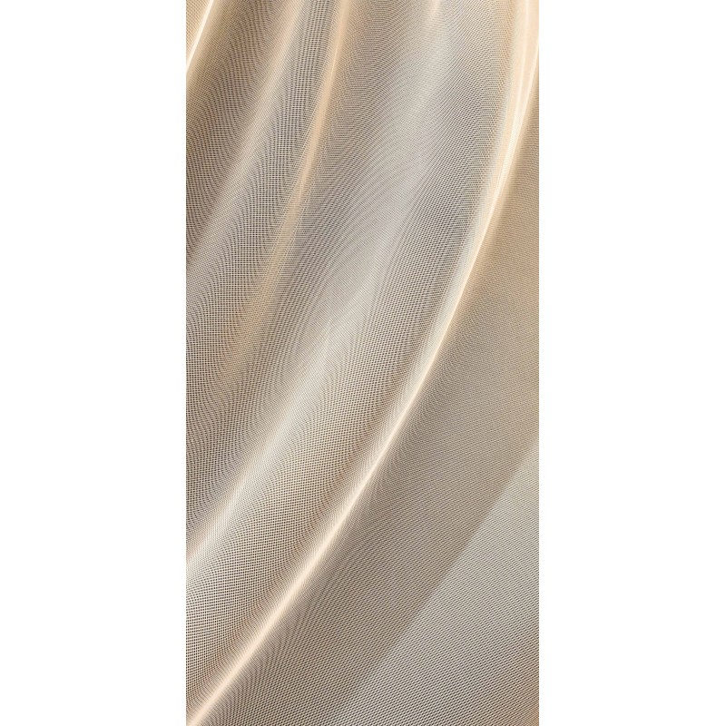 Dieninės užuolaidos, Blizgios smėlio spalvos užuolaidos