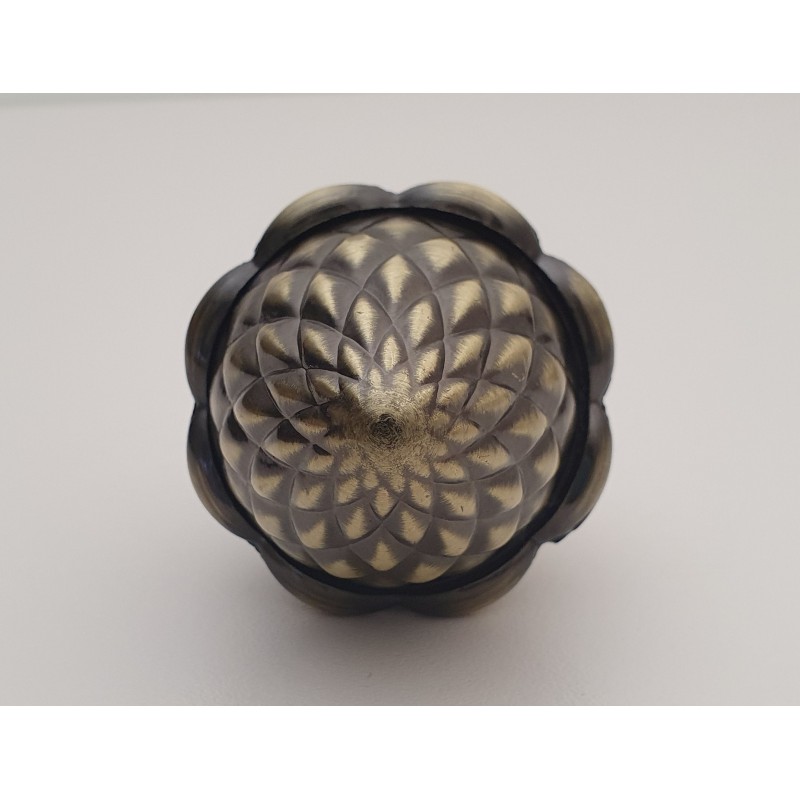 Antikinės bronzos 19mm Kankorėžis