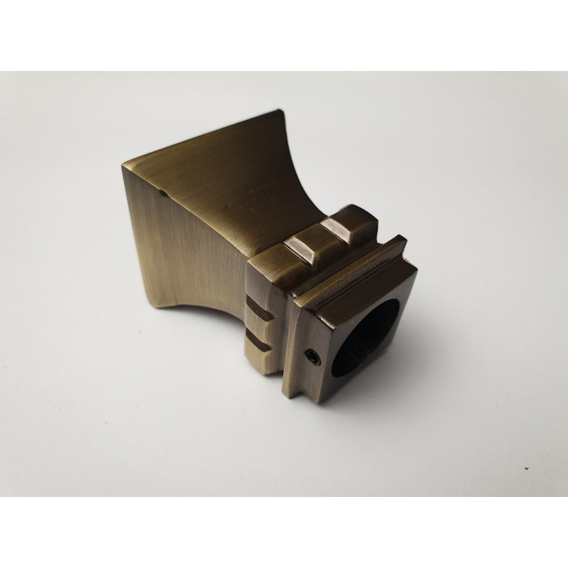 Antikinės bronzos 19mm Verdi antgalis