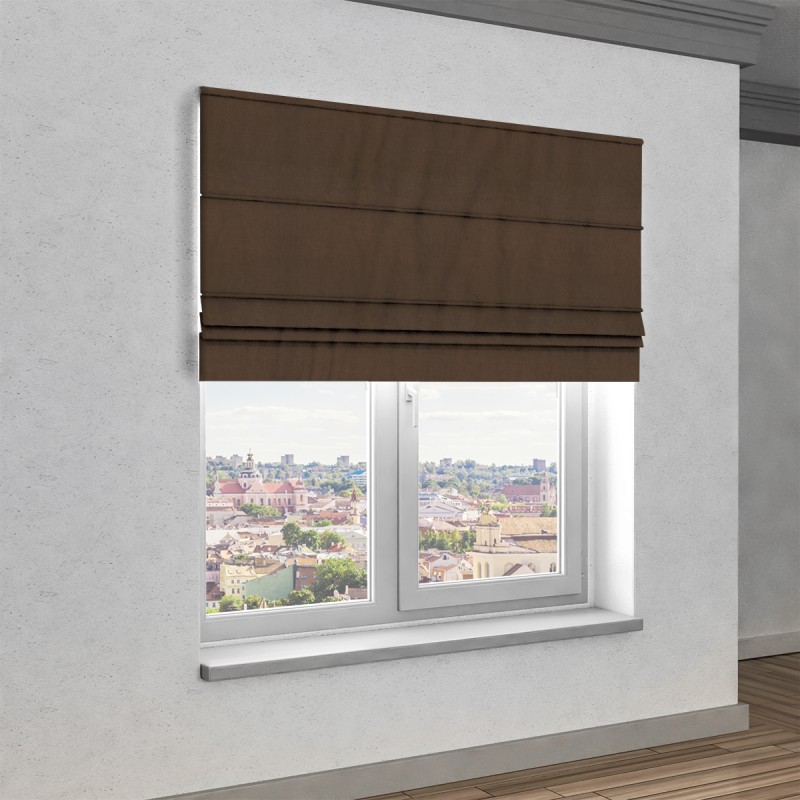 Naktinės romanetės, rudo atspalvio