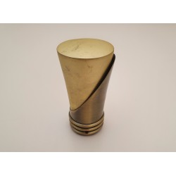 Antikinės bronzos 25mm Lara antgalis