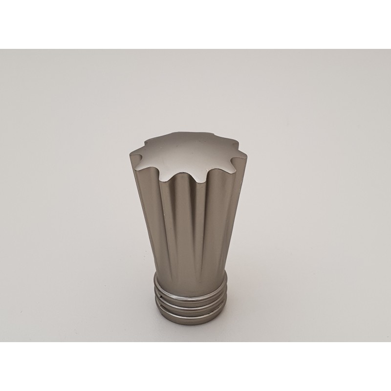 Matinio sidabro 25mm Vulcano antgalis