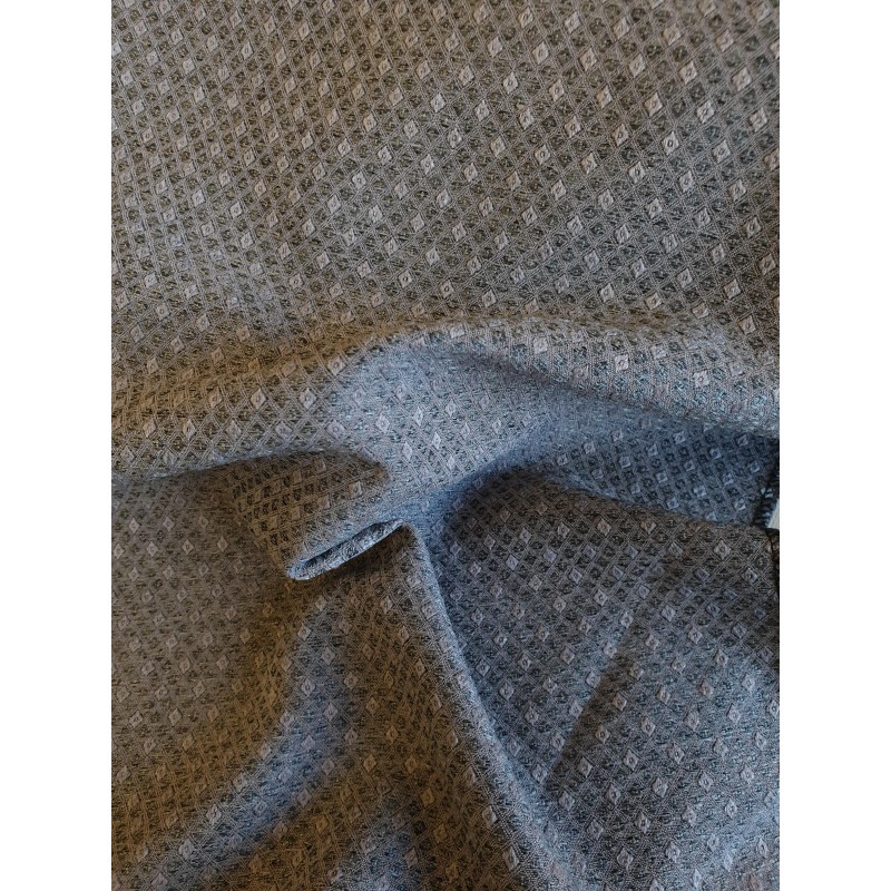 Naktinės romanetės, pilko atspalvio 