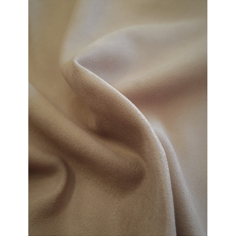 Naktinės romanetės, rudo atspalvio 