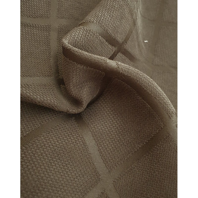 Naktinės romanetės, pilko atspalvio 