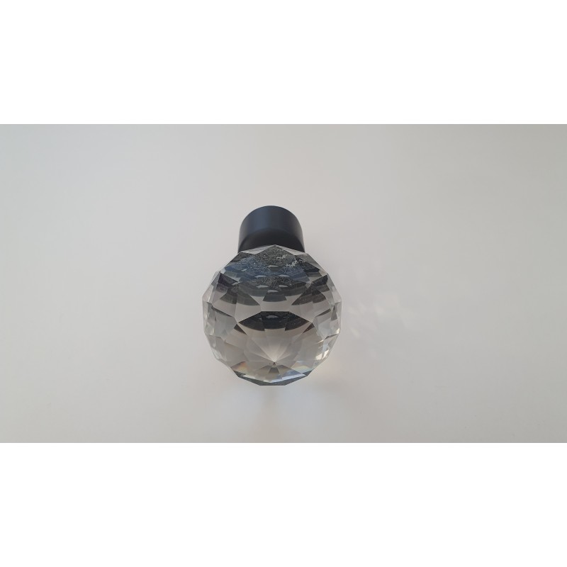 Juodi 19mm crystal oval antgalis