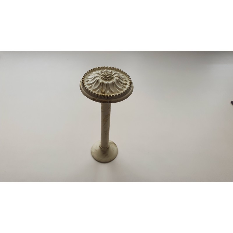 Balto aukso 19mm Rozeta antagalis