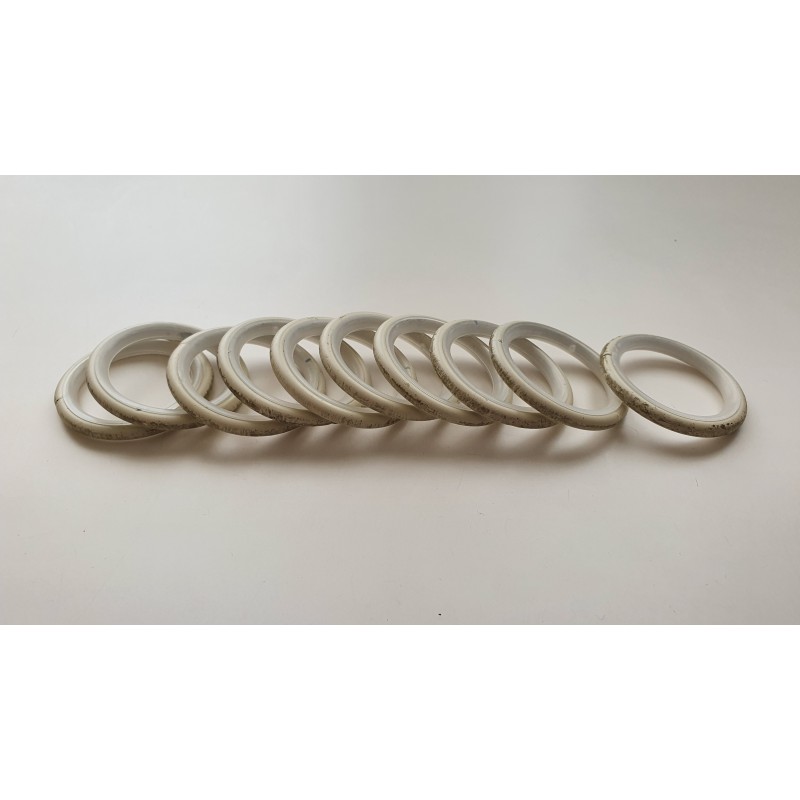 Balto aukso 19mm Žiedelis su plastiku