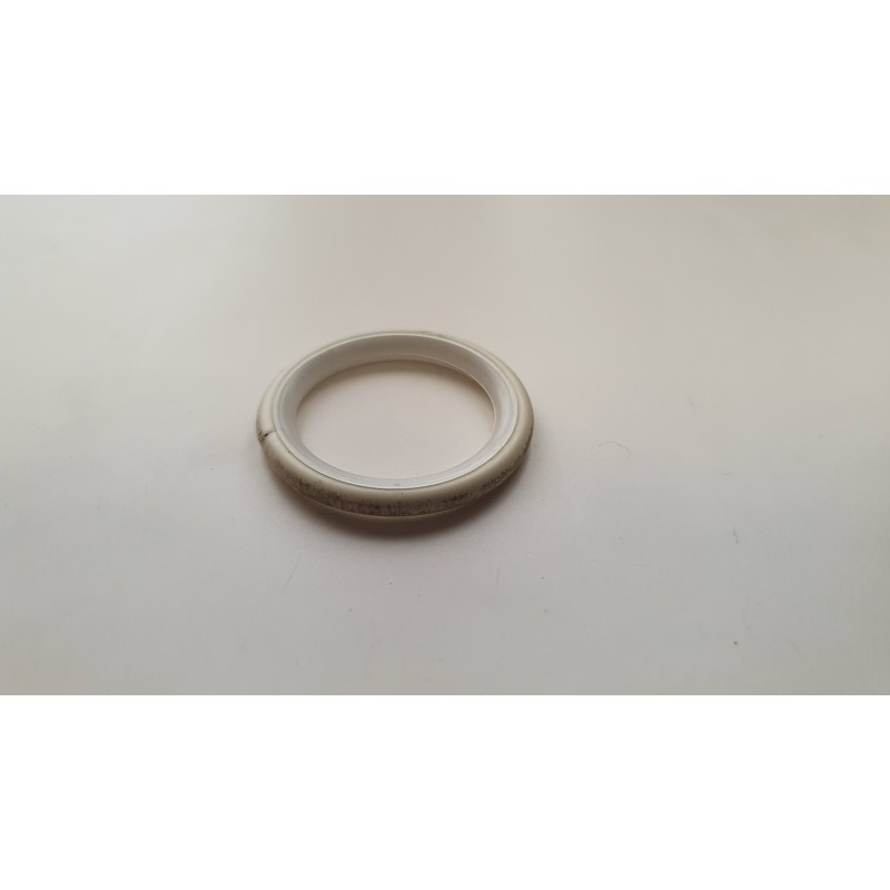 Balto aukso 19mm Žiedelis su plastiku