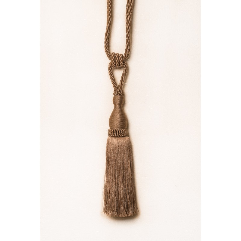 Rudo atspalvio viengubas parišimas