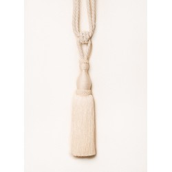 Balto atspalvio viengubas parišimas