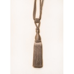 Pilko atspalvio viengubas parišimas