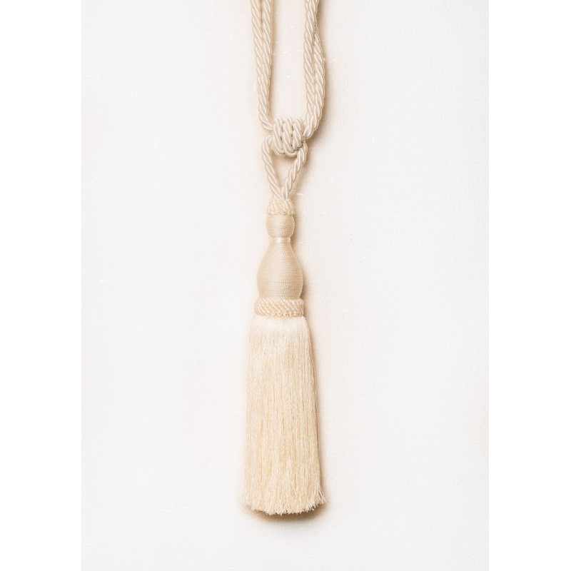 Balto atspalvio viengubas parišimas