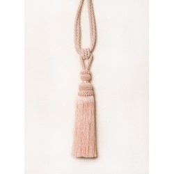 Balto atspalvio viengubas parišimas