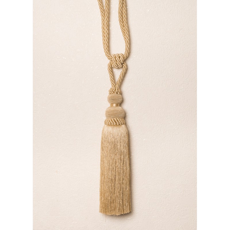 Smėlio atspalvio viengubas parišimas