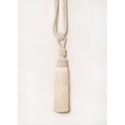 Balto atspalvio viengubas parišimas